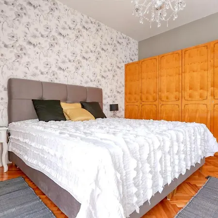 Hacienda Mia With Pool,Bbq,Free Parking