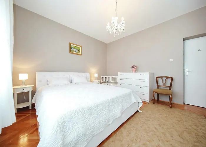 Hacienda Mia With Pool,Bbq,Free Parking Holiday home *